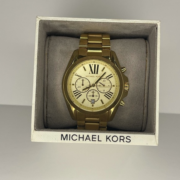 Gold Michael kors watch - Picture 2 of 3